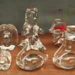 765 2192 GLASS FIGURINES